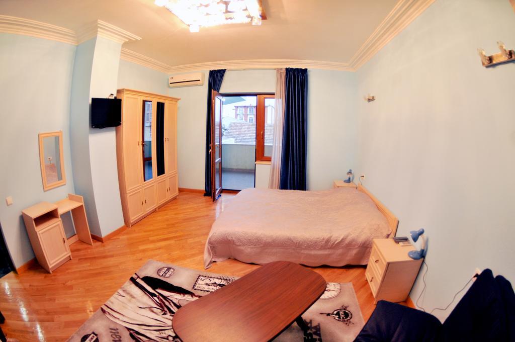Hotel Relax 第比利斯 外观 照片