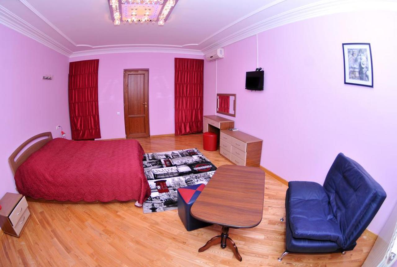 Hotel Relax 第比利斯 外观 照片